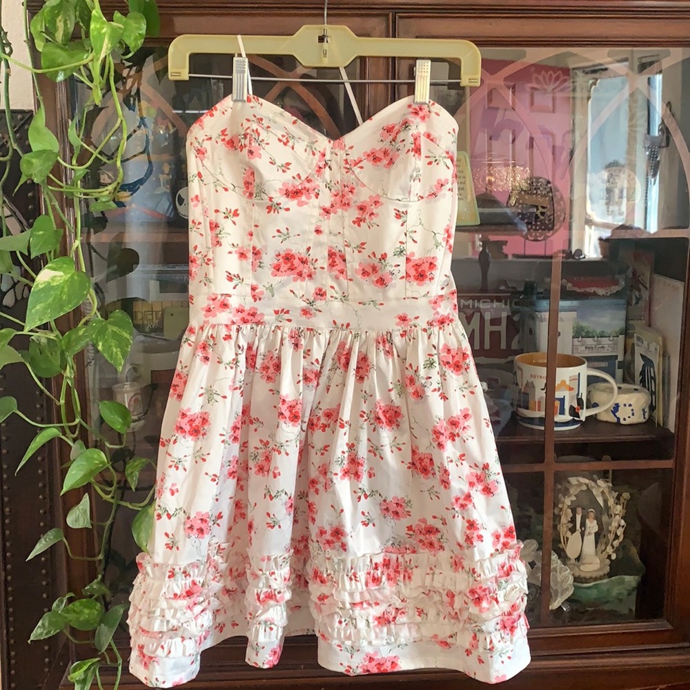 Dress brand the man repeller size med  pink flowers